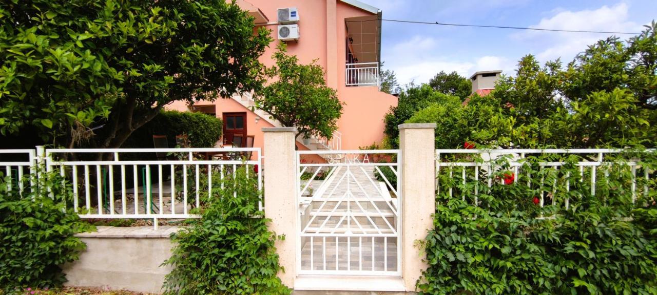 Apartments Senka Вигани Екстериор снимка