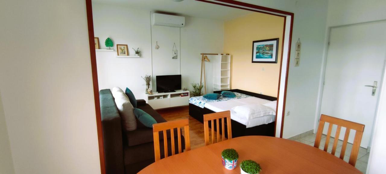 Apartments Senka Вигани Екстериор снимка