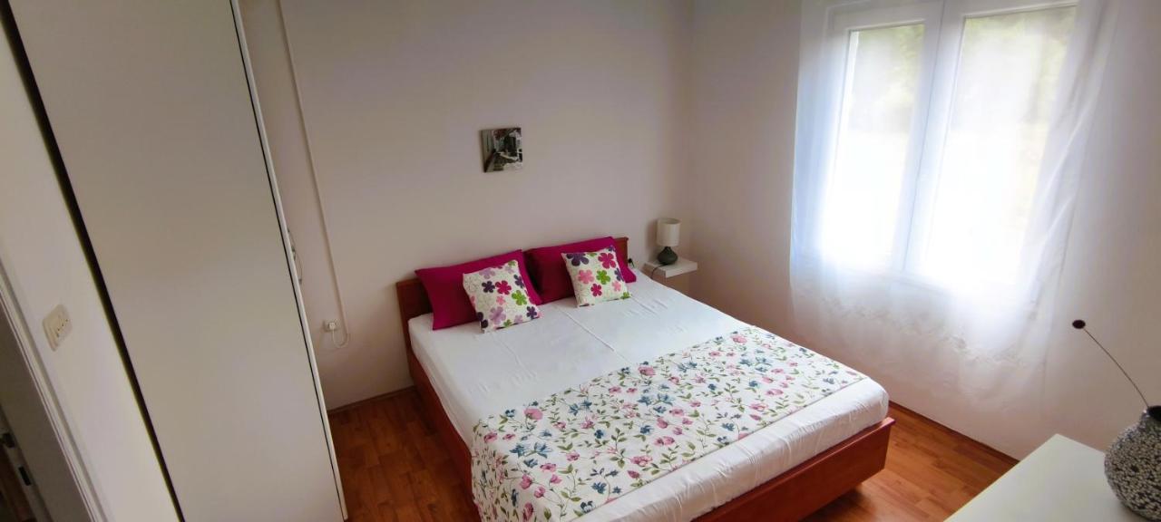 Apartments Senka Вигани Екстериор снимка